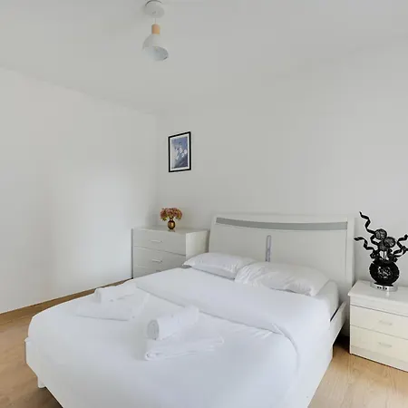 Spacieux-familial -proche Paris -3bdr-8p Bagnolet